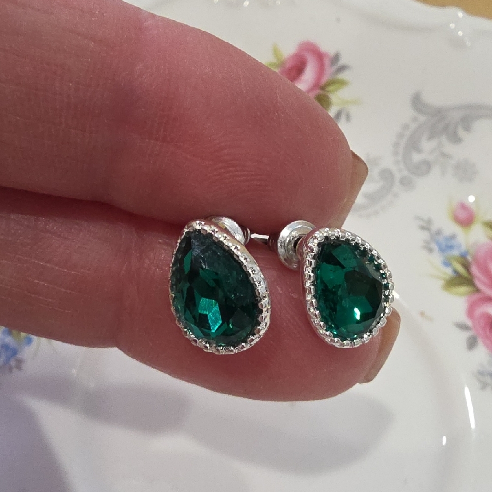 Plunder Silver and Green Teardrop Earrings